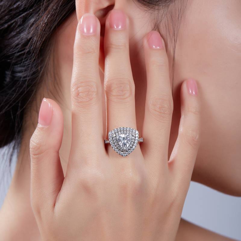 豪镶三角形S925银镀白金MoissaniteWomen's Ring2.0ctD级